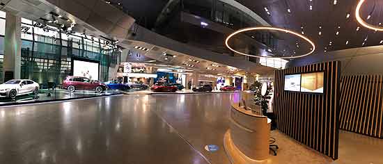 BMW Welt öffnet Automobilabholung, Verkaufs- und Schauräume ab 04. Mai 2020 wieder. (©foto. Martin Schmitz)
